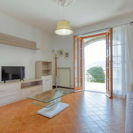 Beautiful In Cembrano With Kitchenette * San Pietro Vara