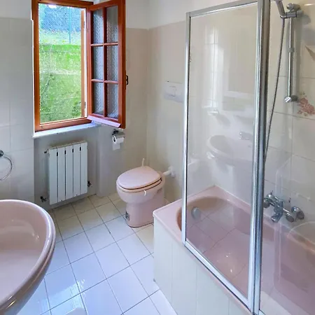 Apartament Pet Friendly In Cembrano With Wifi San Pietro Vara