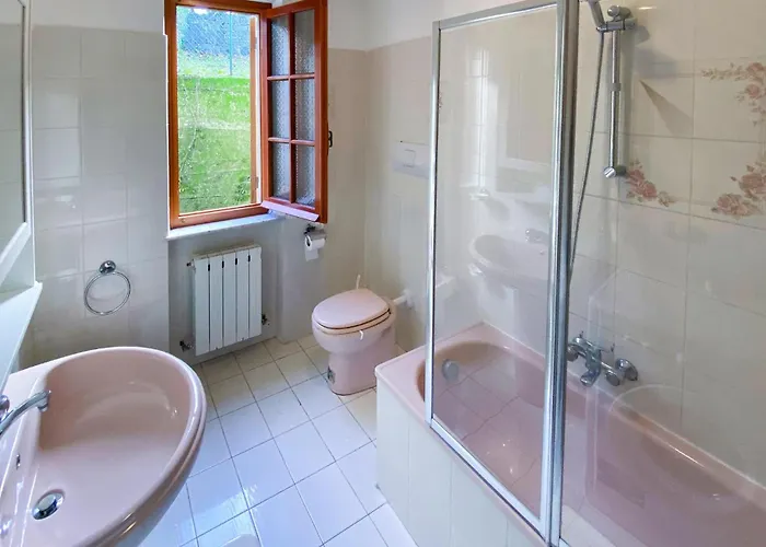 Apartman 2 Bedroom Lovely In Cembrano San Pietro Vara